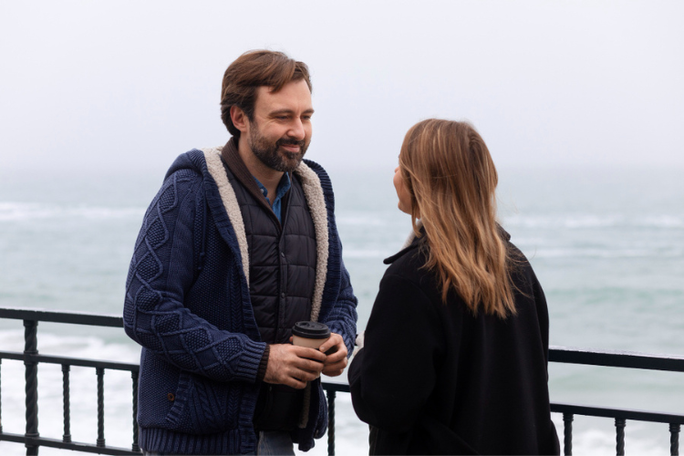Ultimate guide to talking to strangers