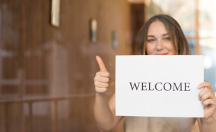 Role of Signage in Customer Experience