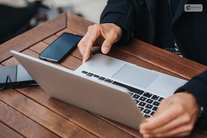 Comparison Between Apkek Org And Apk Download Platforms